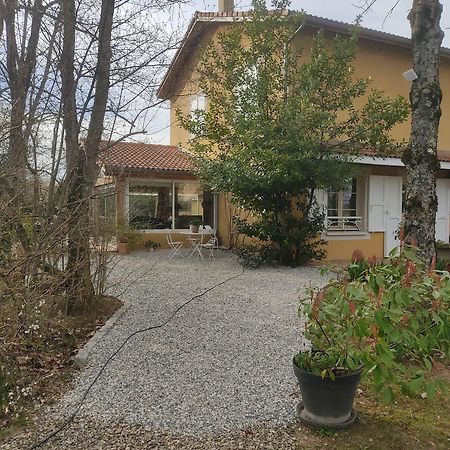 La Frenaie Bed & Breakfast Saint-Cyr-sur-le-Rhone Екстериор снимка