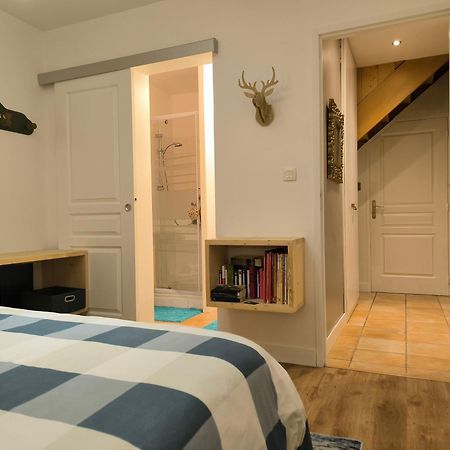 La Frenaie Bed & Breakfast Saint-Cyr-sur-le-Rhone Екстериор снимка